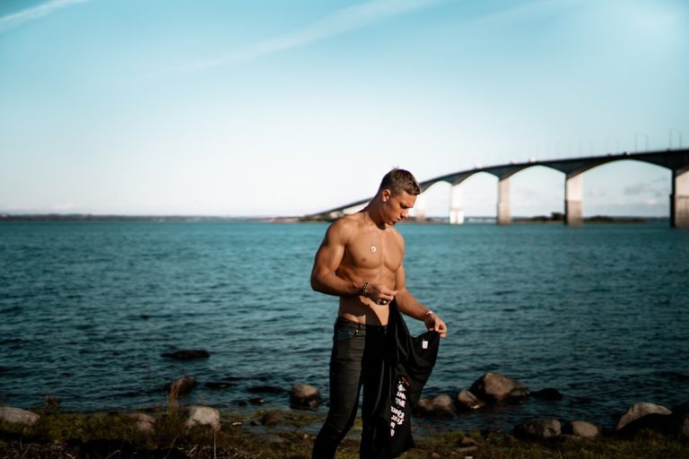 Resistance band shoulder exercise
