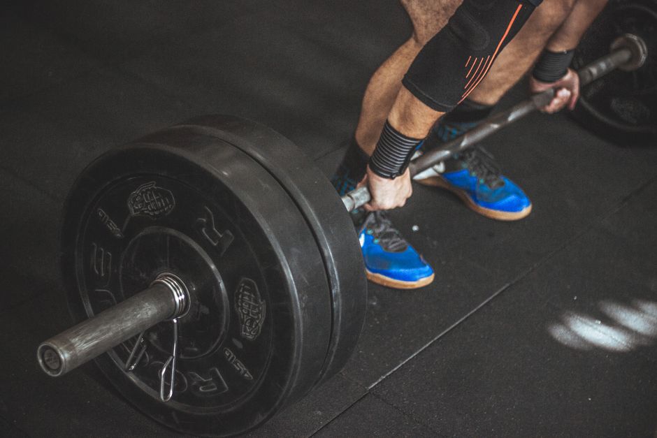 Your Deadlift Setup: Foot Position, Grip, and Posture
