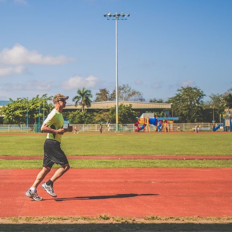Jump Rope vs Running: Which Burns More Calories in 10 Minutes?
