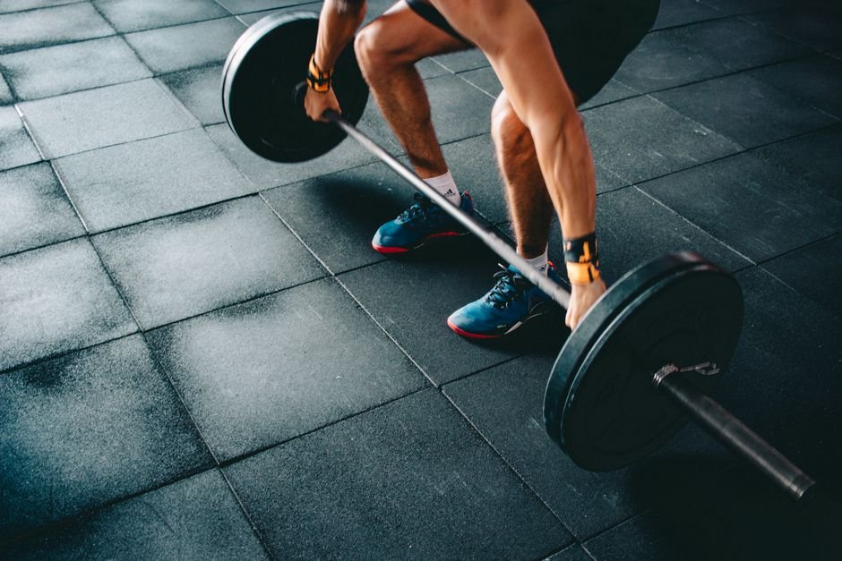How Much Should You Deadlift? Honest Standards by Level
