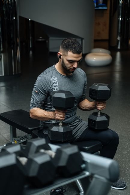 Dumbbell Bench Press Form Guide